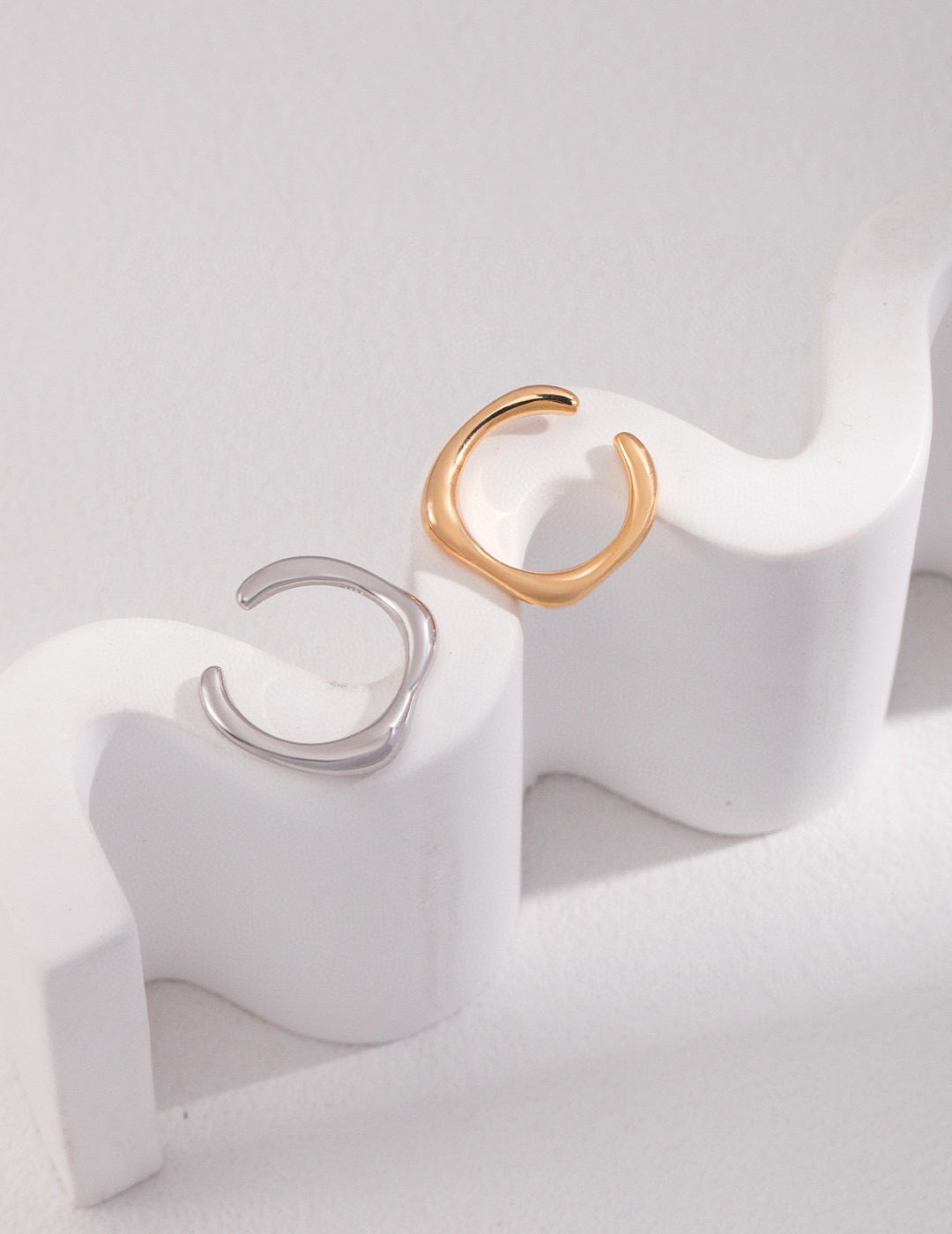 Flat surface ring