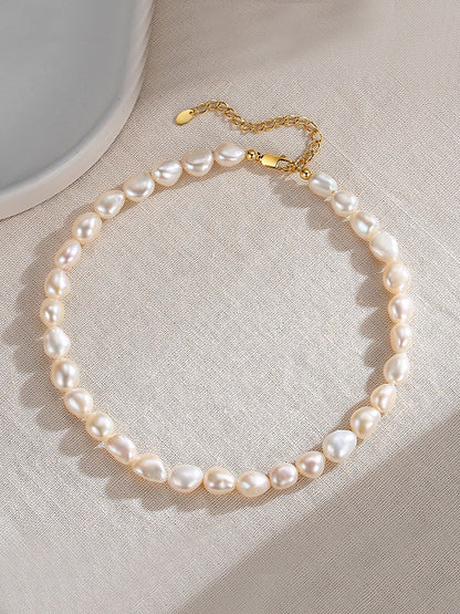 Classic baroque pearl necklace