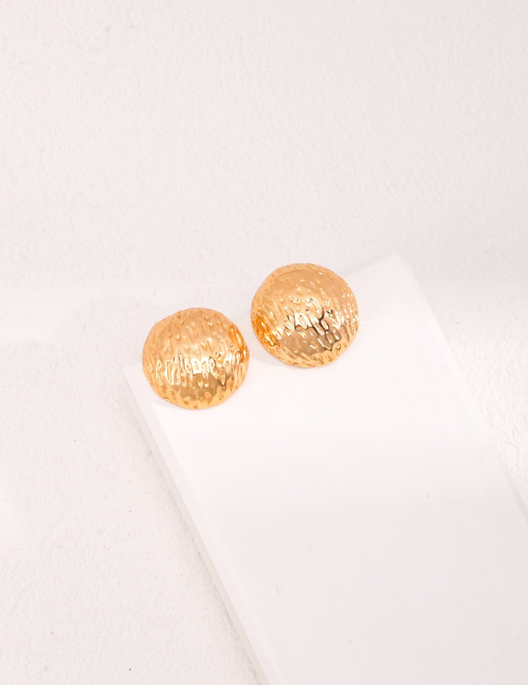 3D round textured earrings